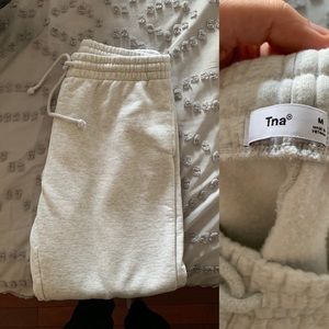Aritzia boyfriend sweatpants